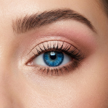 3-in-1 Eyeshadow Trio - Stop carrying 3 palettes for 1 look 💼