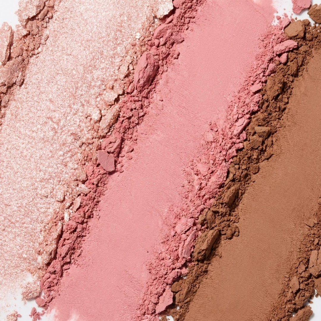 3-in-1 Eyeshadow Trio - Stop carrying 3 palettes for 1 look 💼