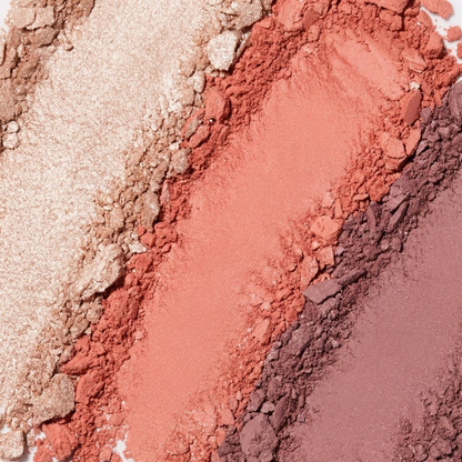 3-in-1 Eyeshadow Trio - Stop carrying 3 palettes for 1 look 💼